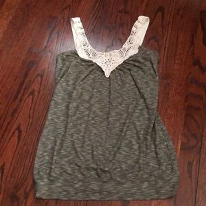 Beautiful green tank top! Perfect for summer ☀️